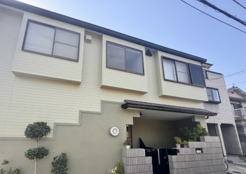 足場架払い工事・シーリング工事・屋根塗装工事・外壁塗装工事・付帯部塗装工事・板金
