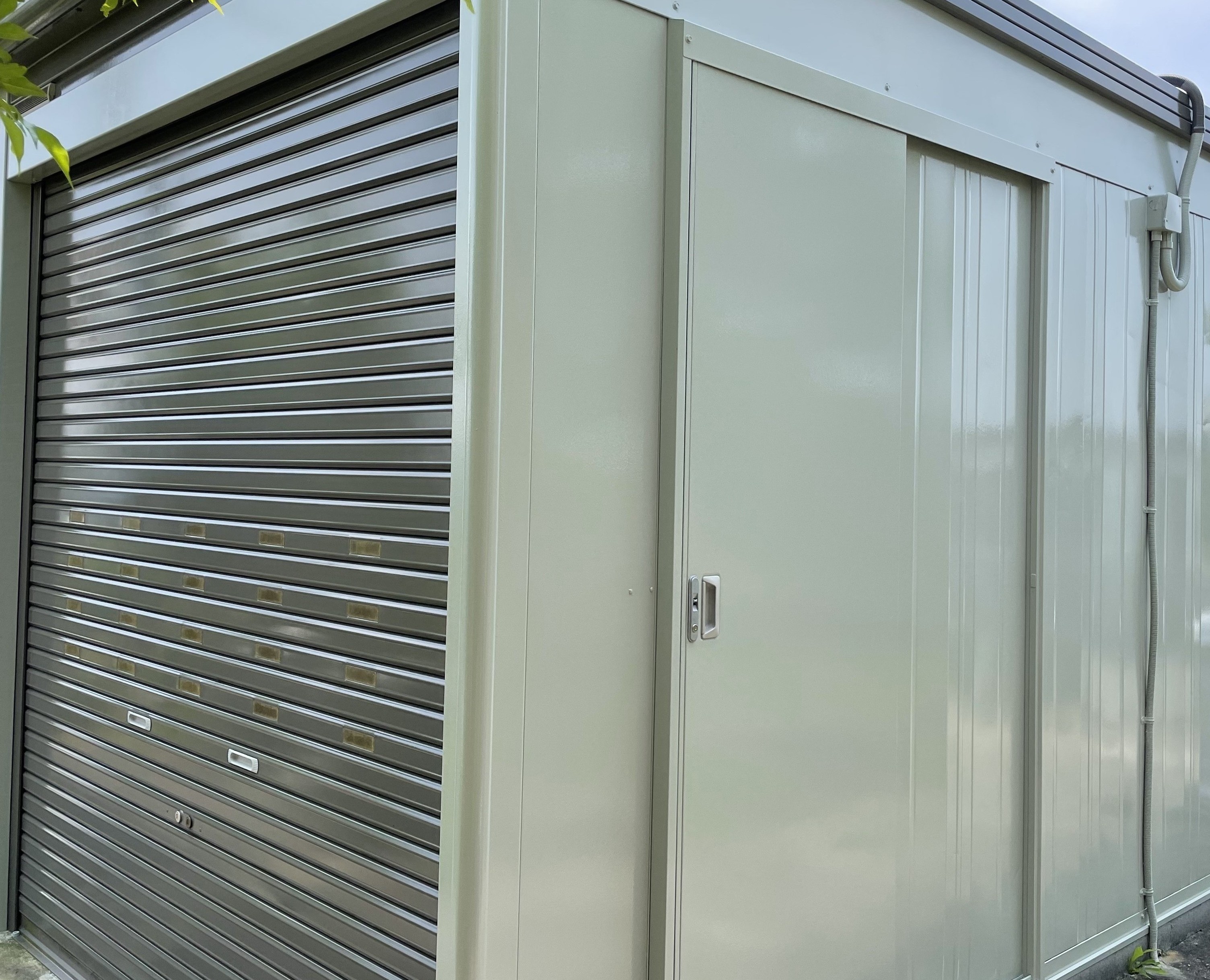 倉庫　塗装工事