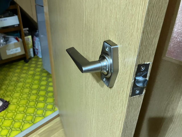 ドアノブ交換工事