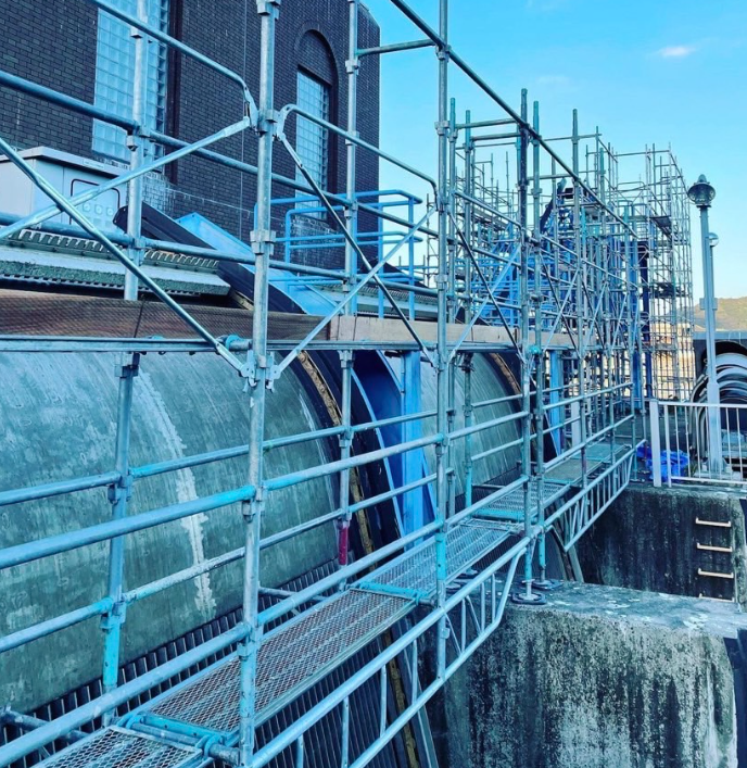 プラントの特殊足場